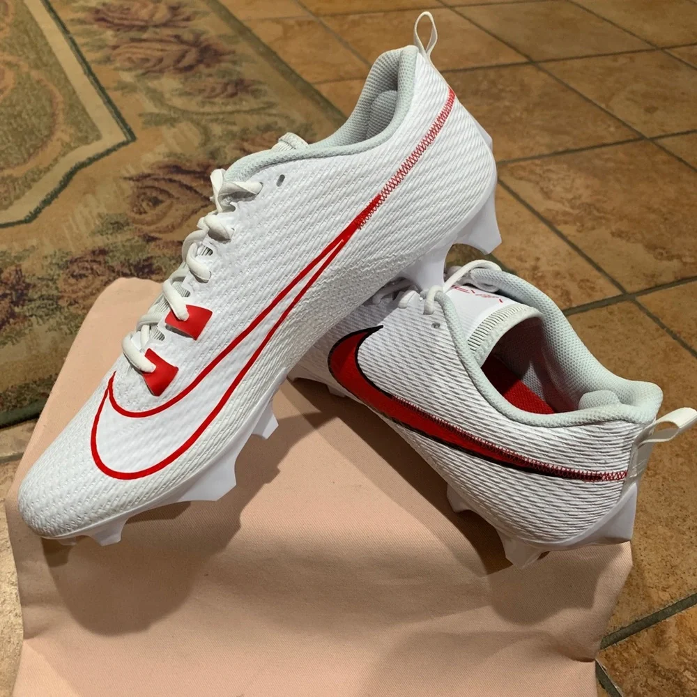 Nike Vapor Edge Speed 360 2 Football Cleats